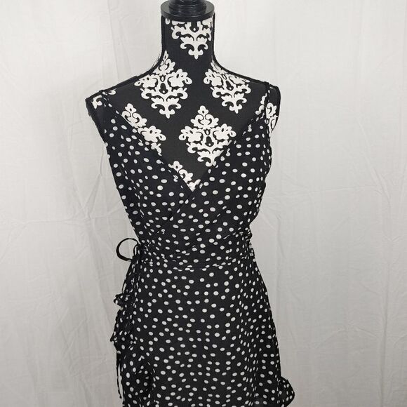 Princess Polly Her Jewel Mini Dress Sz 10 NWT Black and White.Armpit to armpit - Picture 3 of 11